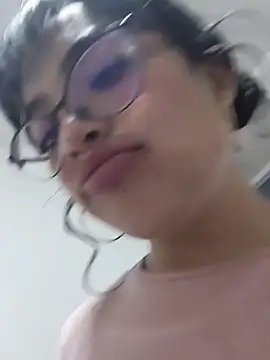 Mini_Rouse – Naživo XXX chat