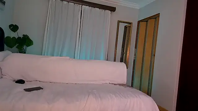 LadyBirdxXxx 现场XXX聊天