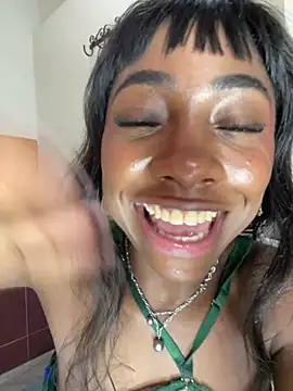 Chat XXX en directo de Astergray21