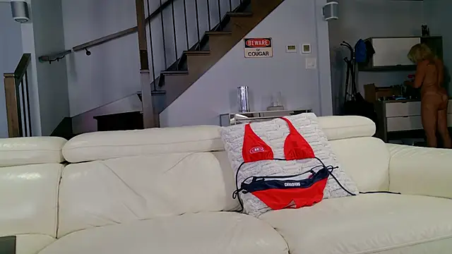 FitCougar's Live XXX Chat