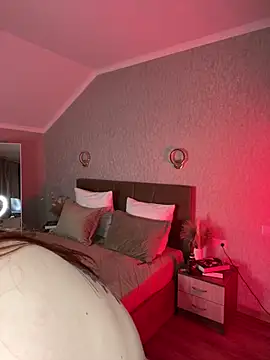 RedheadQueen_: онлайн-секс-чат