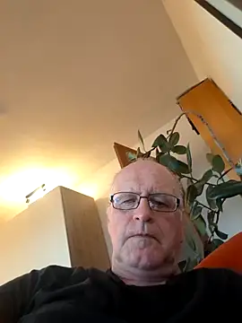 Schokolade1970 现场XXX聊天