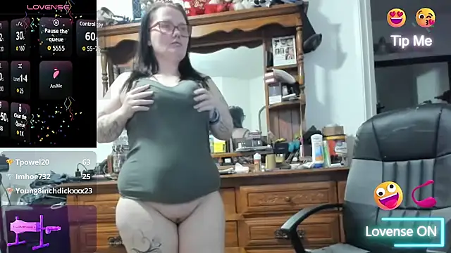 chubbyshygirl92's Webcam Show