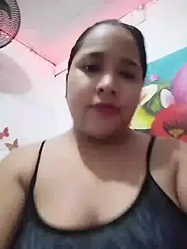 Chatroom XXX en direct de Angelly_ricura