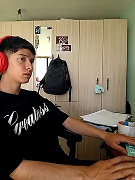 heyy_noah11 Adlı Modelin Web Kamerası Şovu