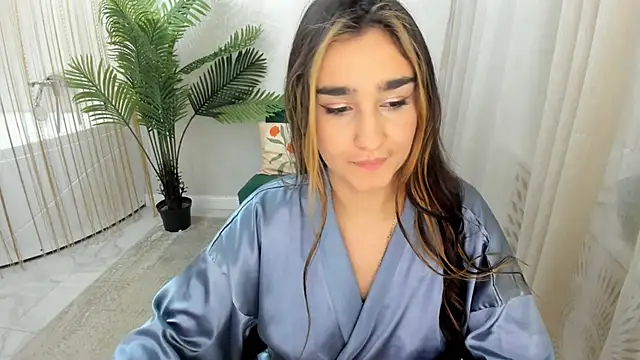 GoldenHeart_1 Adlı Modelin Canlı XXX Sohbeti