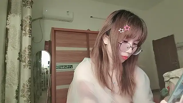 Chatroom XXX en direct de Lili_666