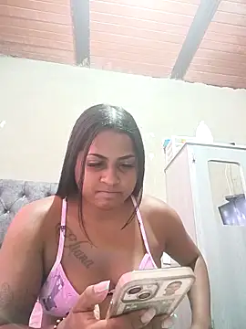 Giselabrunette25 live XXX chat