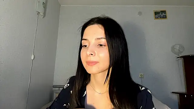 Mikytikin Live XXX chat