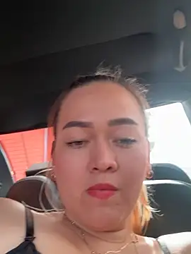 Danielavegax élő XXX-chatje