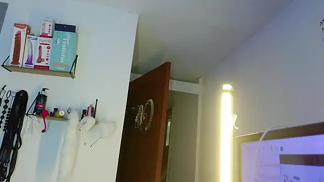 crystaldarliing live XXX chat