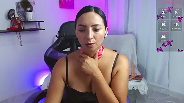 Emmi_Cam 即時 XXX 聊天