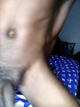 Biguyzi Live XXX-chat