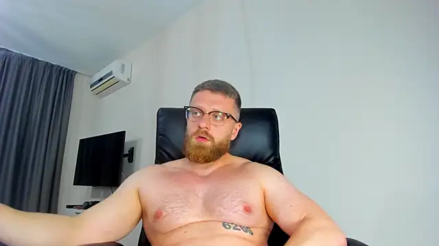 XXX chat uživo modela Findom_guy