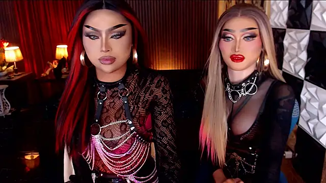 Show modela IndestructibleLily na web-kameri