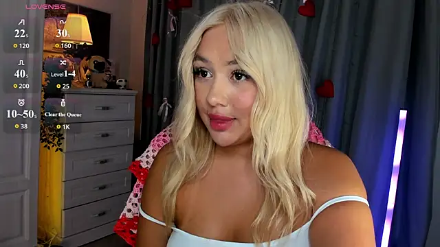 _Loneve__n Live XXX chat