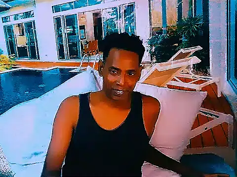 IndianHunk01 webcam show