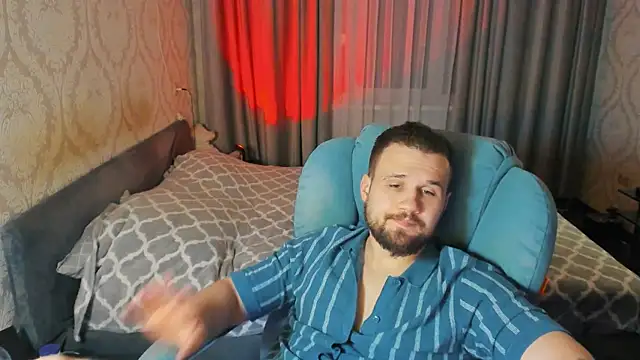 Vladik_b Pertunjukan Webcam