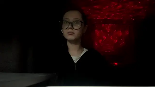 AdelleBaggenstoss Live XXX Chat