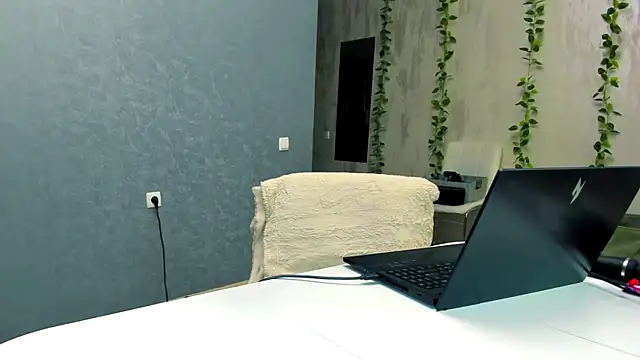 Yesss_Lilithn Live XXX chat