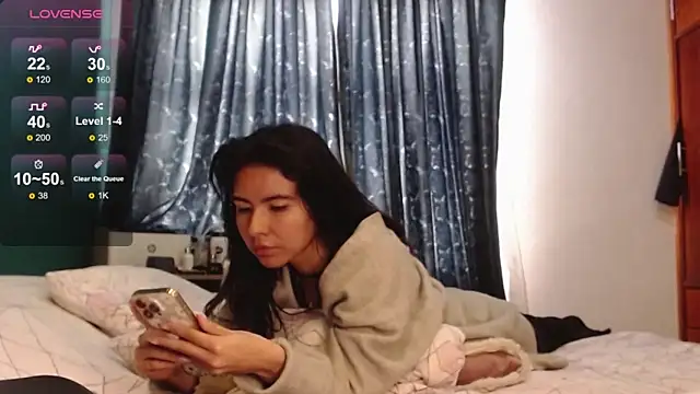 alice_middleen Live XXX chat