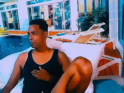 IndianHunk01 live XXX chat