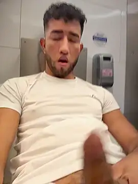 liam_bronw: απευθείας συνομιλία ΧΧΧ