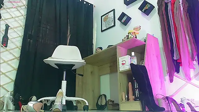 Sembang XXX Secara Langsung myla_sarah