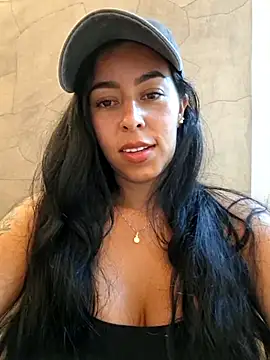 Luiannan Live XXX chat