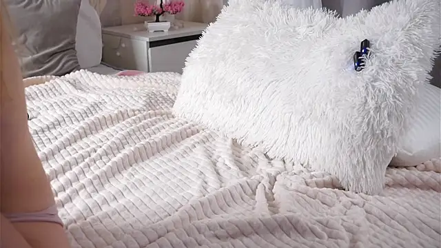 SunnivaCovil Show Webcam