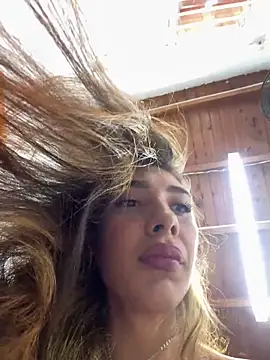 NICOLSKINNY1n Live XXX chat