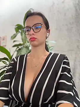 Soy_Sara7 Webcam-Show