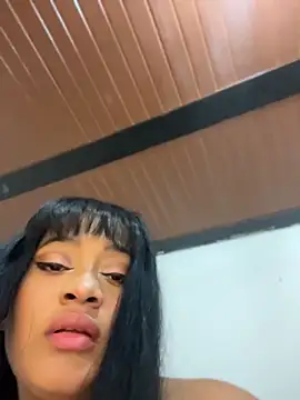 Saraa_M Chat XXX in diretta