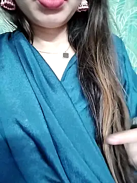 Chatroom XXX en direct de Noor_Darliing