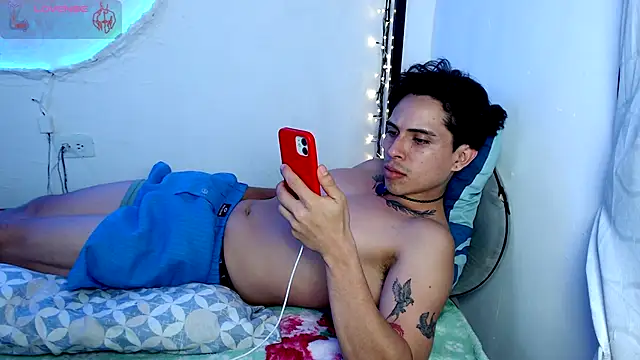 Magnuz_Col Live XXX-chat