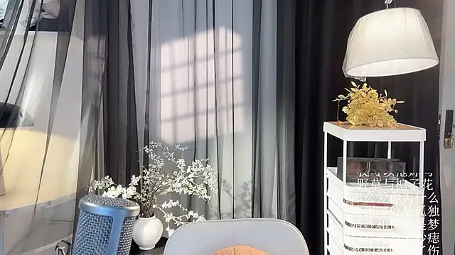 Ocean--Lili's Live XXX Chat