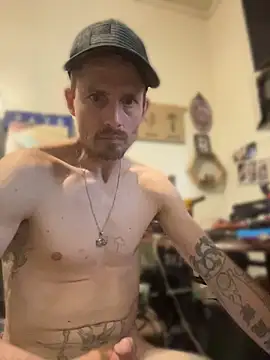 KBONE36 élő XXX-chatje