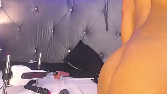 AlikaAdul Webcam Show