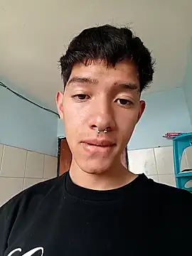 heyy_noah11 Chat XXX live