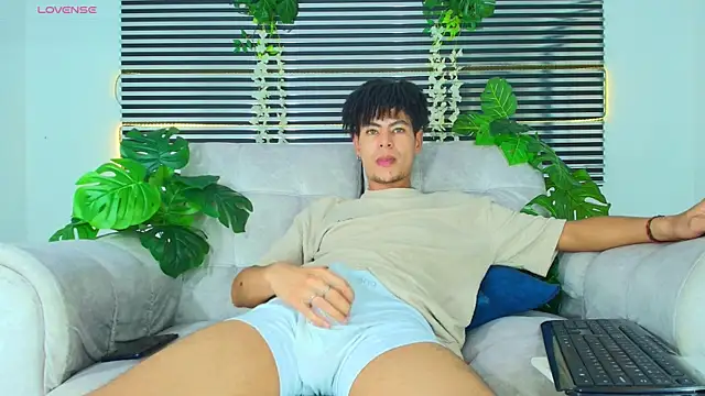 ThiiagoSaeenzn Webbikameraesitys