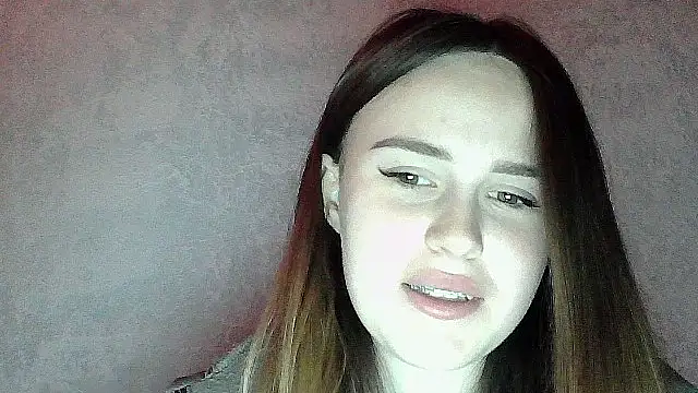 SweetLoraa Chat XXX live