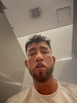 liam_bronwのライブXXXチャット