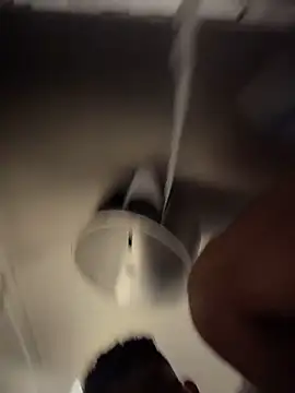 Chat +18 de liam_bronw ao vivo