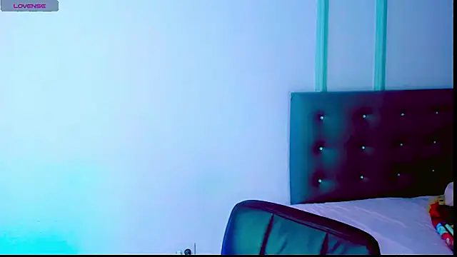 XXX chat uživo modela malahya_