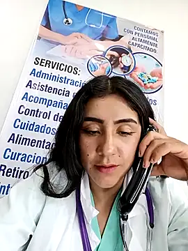 CAROLINE__07 Adlı Modelin Web Kamerası Şovu