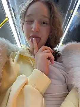 outside_rosy's Webcam Show