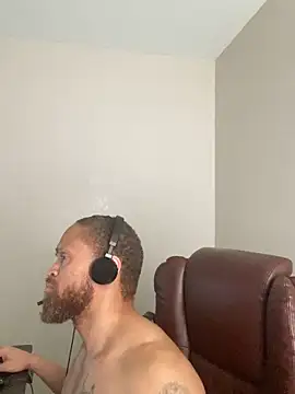 Fathero1time webcam show