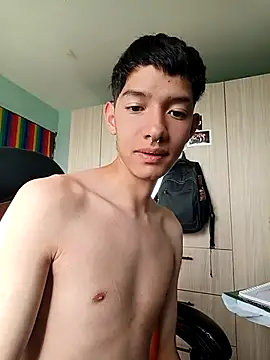 Živý XXX chat heyy_noah11