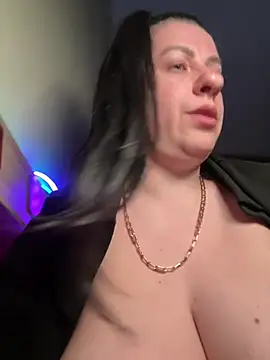 Evelinia – Naživo XXX chat