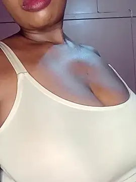 Webkamerová show Luciouslips00